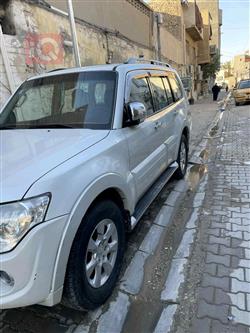 ميتسوبيشي باجيرو
